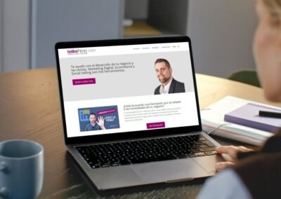 Estrategia de marketing, seo y captación de clientes b2b para Isidro Pérez  a nivel nacional y américa latina